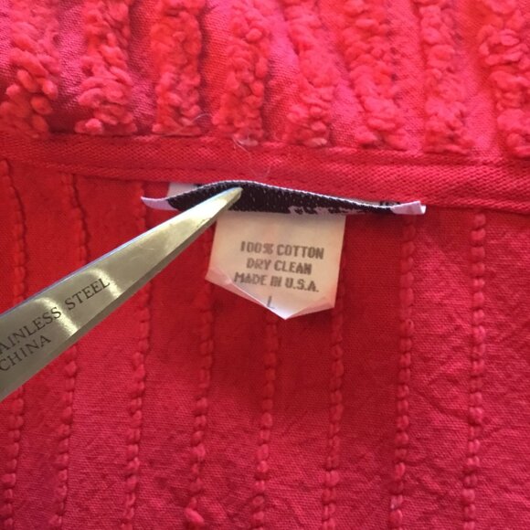 Red CHENILLE Short Button Front Jacket with Round Collar Ladies Size Large - Picture 9 of 15